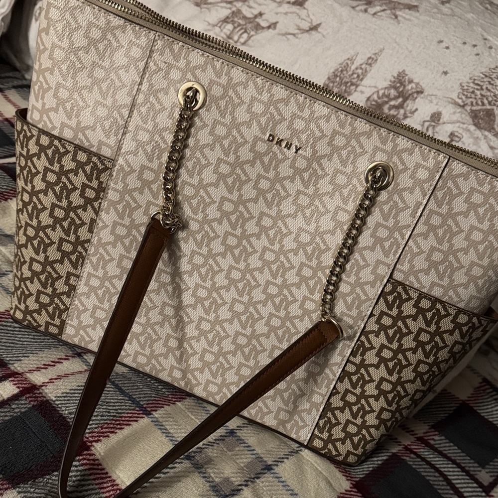 DKNY Beige and Brown Chain Strap Tote